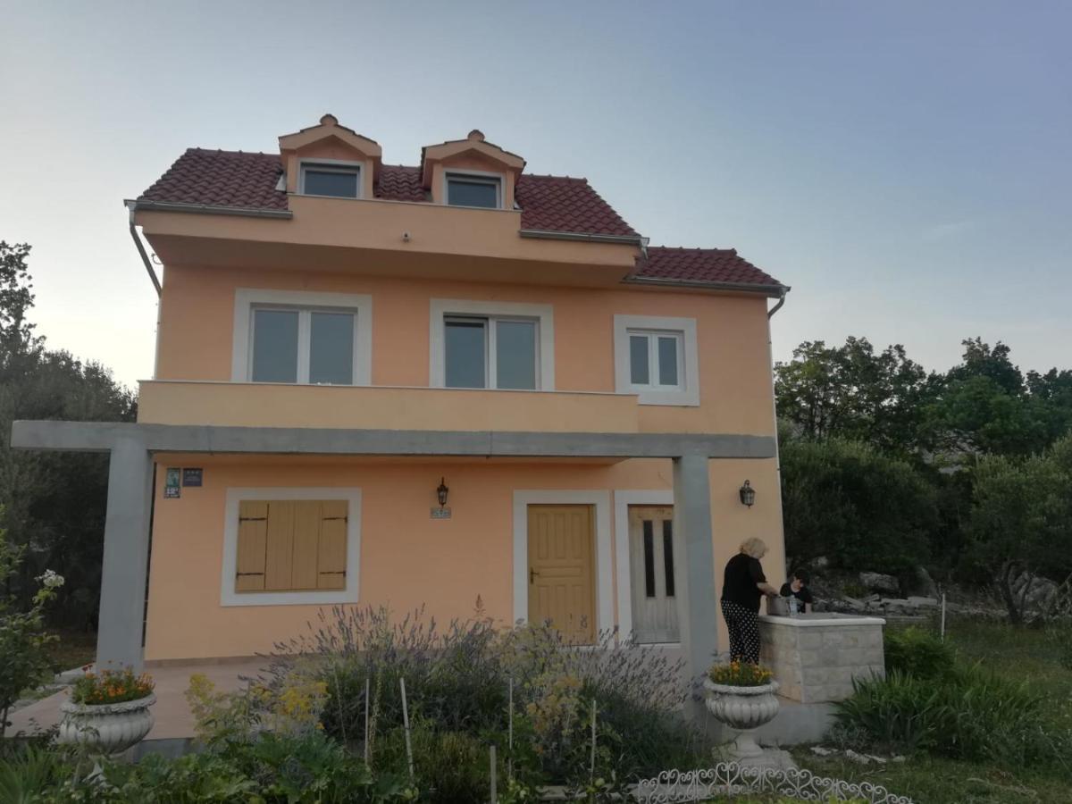 Castello Flower Apartment Kaštela Екстериор снимка