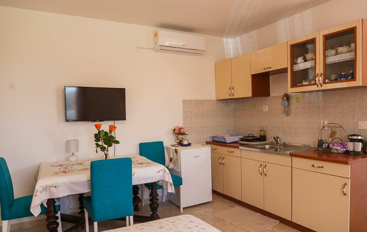 Castello Flower Apartment Kaštela Екстериор снимка