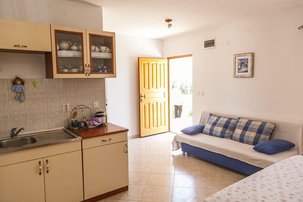 Castello Flower Apartment Kaštela Екстериор снимка